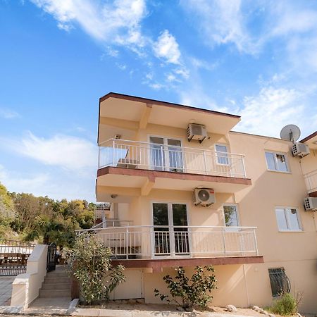 אוטייהא Villa Katharina מראה חיצוני תמונה