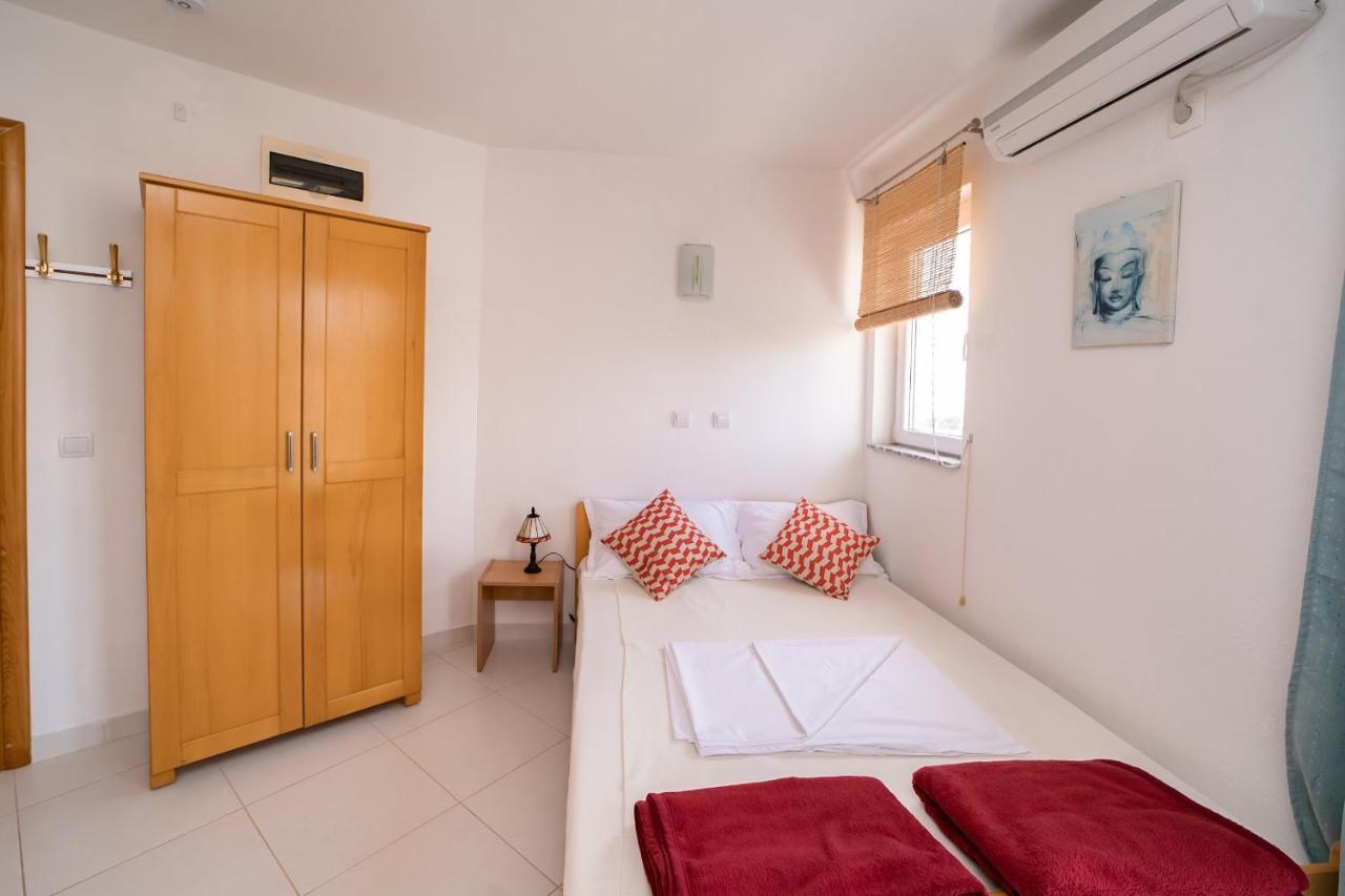 אוטייהא Villa Katharina מראה חיצוני תמונה