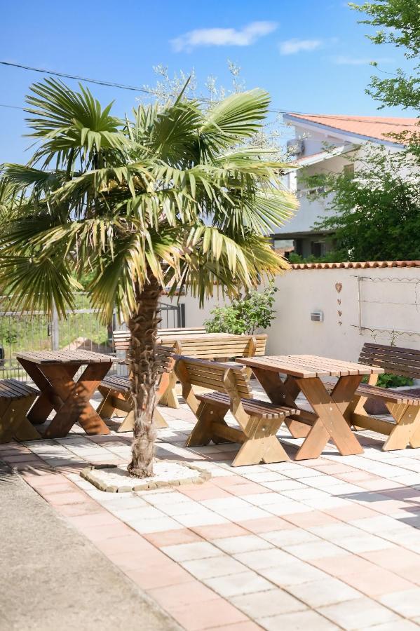 אוטייהא Villa Katharina מראה חיצוני תמונה