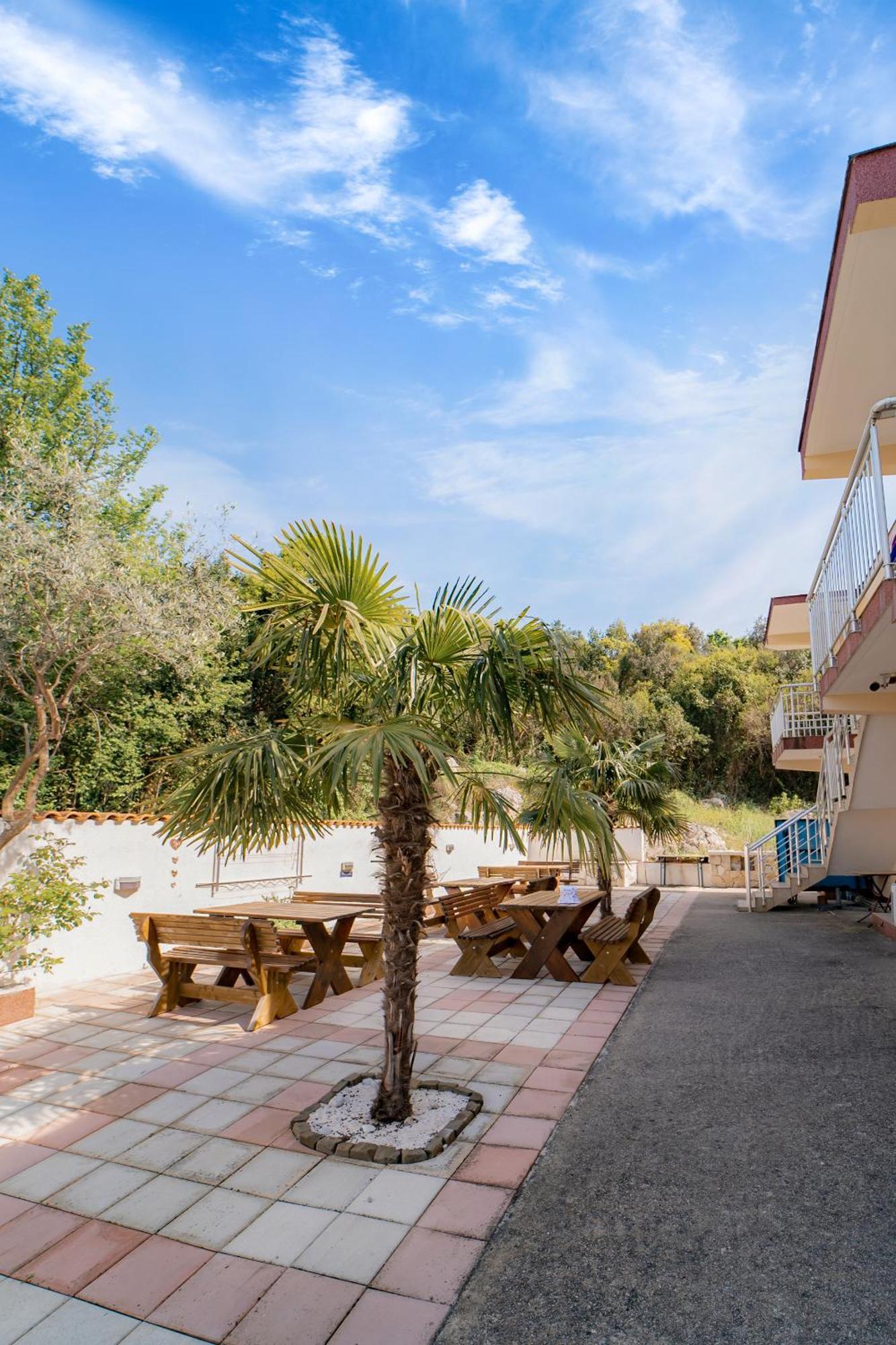 אוטייהא Villa Katharina מראה חיצוני תמונה