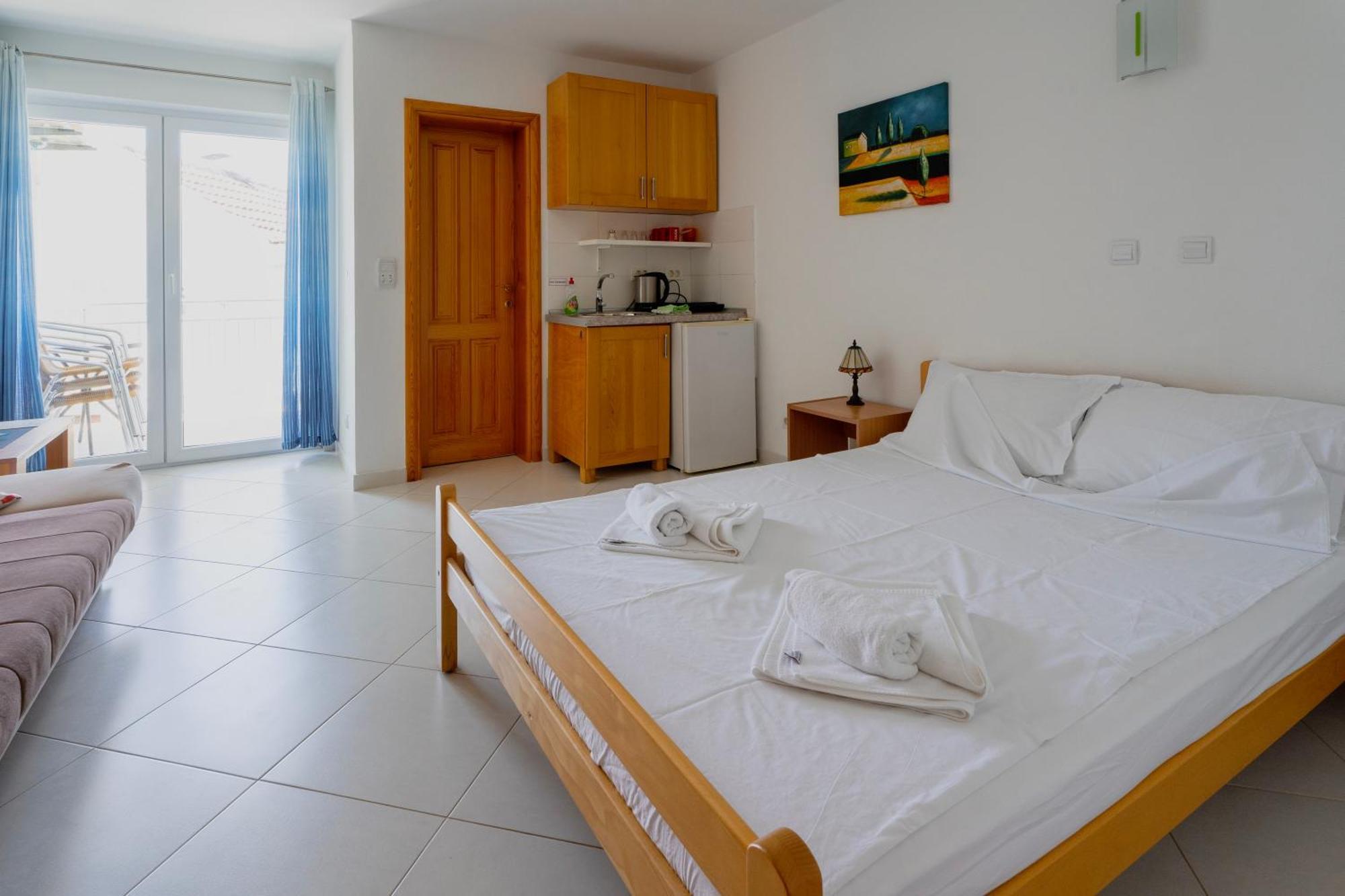 אוטייהא Villa Katharina מראה חיצוני תמונה